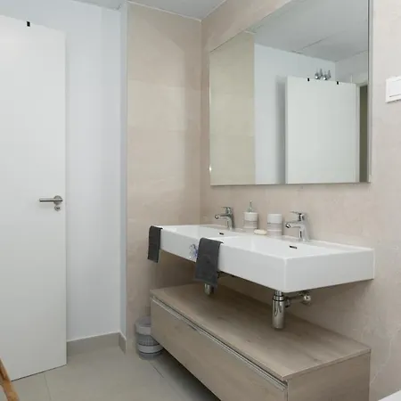 Daire Apartamento De 1 Con Piscina Y Gimnasio Comunitarios *