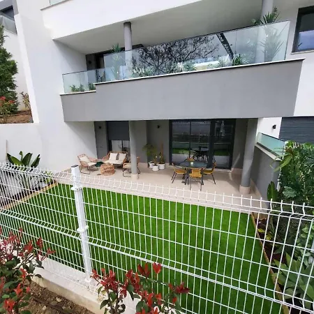 Apartamento De 1 Con Piscina Y Gimnasio Comunitarios Lägenhet Estepona